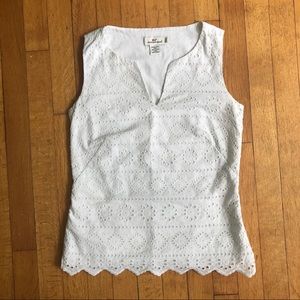 Vineyard Vines White eyelet Top